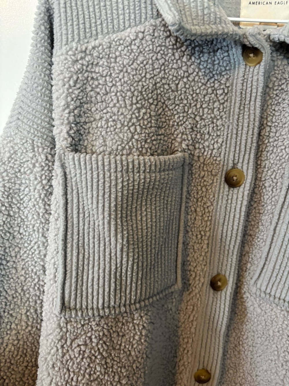 American Eagle Light Gray Oversized Size Medium Ribbed Sherpa Teddy Jacket - Picture 3 of 4